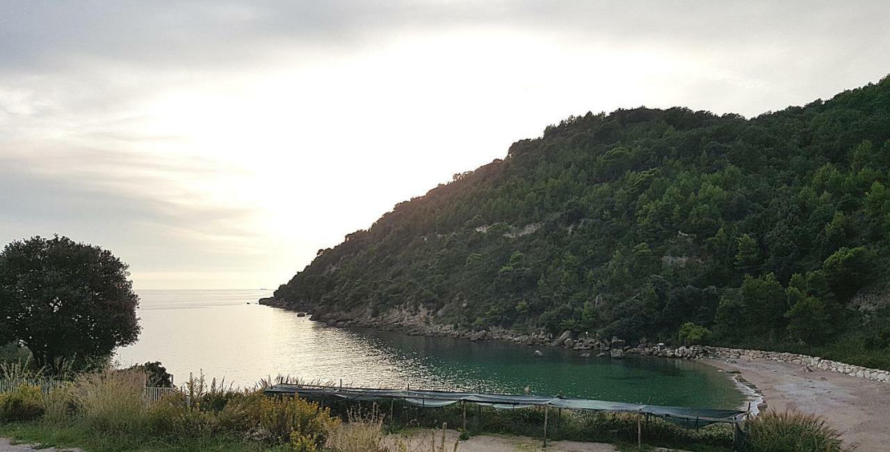 "Il Nespolo" Villa Scauri  Buitenkant foto